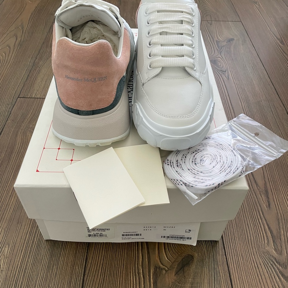 Alexander McQueen Court Leather Low Top Sneakers Women’s Size 9 EU Size 40